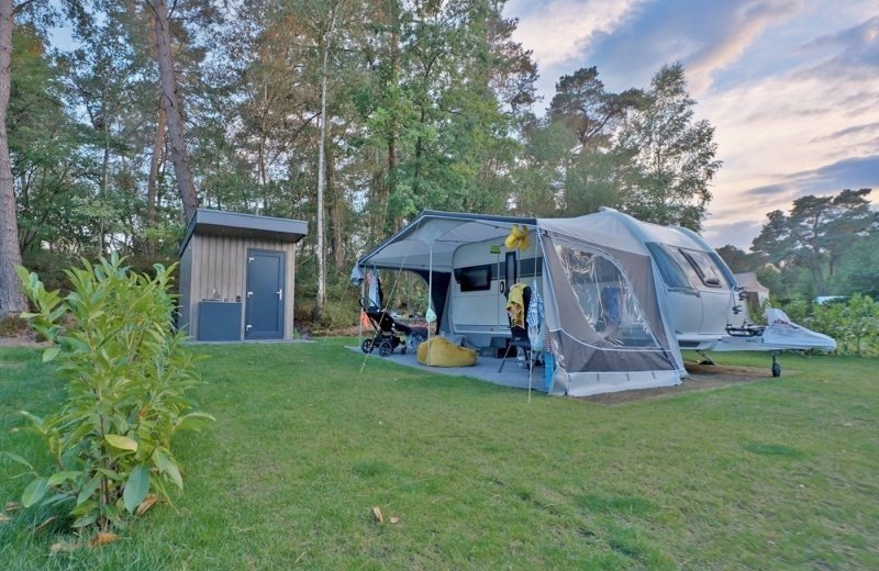 Camping mit privatsanitar familie